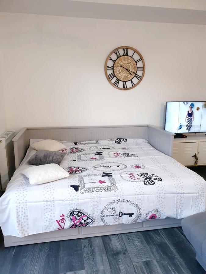 Crecy-la-Chapelle Appartement Studio O Fil De L'O A 12 Kilometres De Disneyland Paris מראה חיצוני תמונה